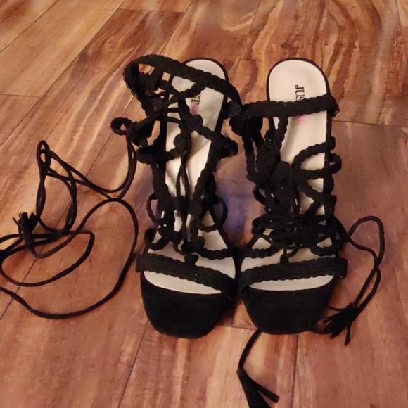 Black lace up the leg heels - Picture 2 of 5